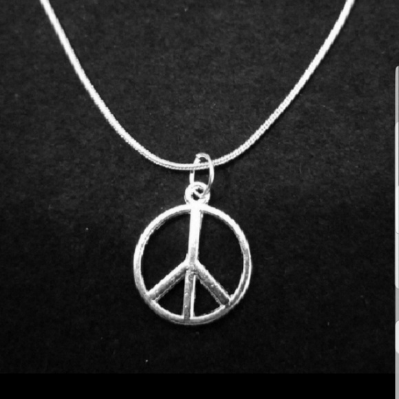 Luxury Brand Other - Peace Sign 22"Inch \.925 Sterling Silver Necklace Luxury Brand Other - Peace Sign 22"Inch \.925 Sterling Silver Necklace